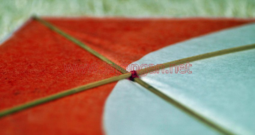 gelasan-layangan-super-aduan-deni wahyu_cigondewah-bandung-2